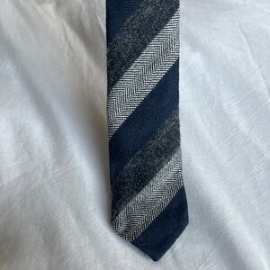 Suit Supply Classic Navy and Gray Wool Striped Tie